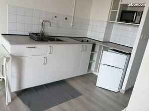 Location studio meublé st michel