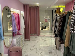 Local commercial 23 m² – Loyer attractif – Emplacement N°1 à Sanary – Rare