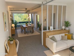 Apartement rénové au centre-ville