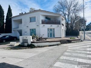 LOCAL PROFESSIONNEL 73m2