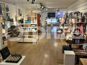 Local commercial 130 m²