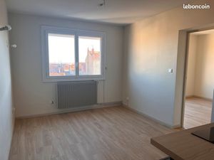 Appartement T2 très bon état avec balcon et possibilité parking en supplément