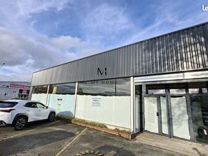 Local commercial 400 m² Alençon