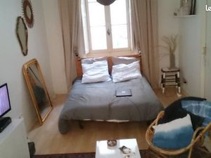A LOUER grand studio quartier Cathédrale 33m²