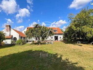 Ferme 10 pièces 280 m²