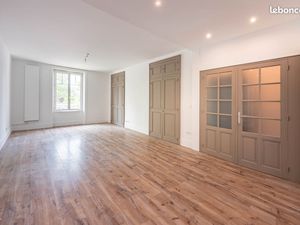 Appartement 4 pièces 122 m² (88000 Epinal entre le port et le centre ville)