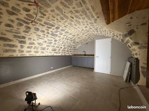 Local neuf centre ville Sisteron