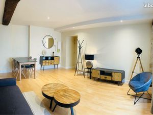 Appartement meublé - hyper centre