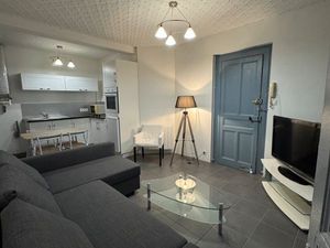 Appartement T2 meublé – Rez-de-chaussée avec petite cour