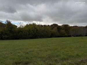 Terrain 1 648 m² Saint Exupery