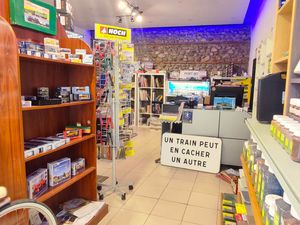 Quartier Clémenceau  local commercial 66 m² bien exposé sur place