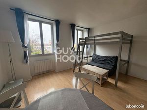 Studio 1 pièce 27 m²