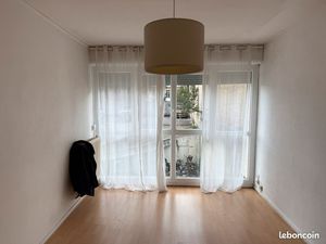 Studio 30 m² Nansouty calme