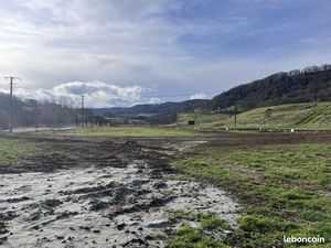 Terrain 866 m² Riom Es Montagnes