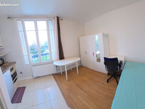 Le studio meublé proche métro Villejuif