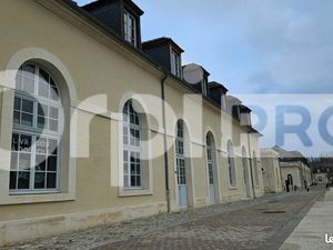 Local commercial 380 m²