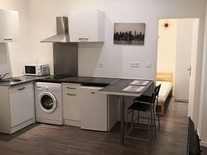 TYPE 2 meublé excellent état limite 4eme À SAISIR