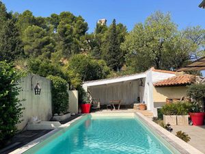 Maison d'architecte 257 m2   4 chambres + appartement 2 pièces