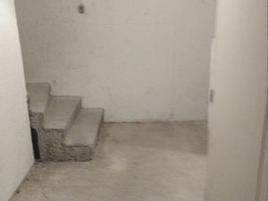 Cave et place de parking