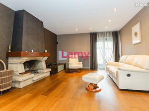 Longère 8 pièces 163 m²