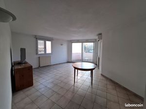 Vends appartement T4 lumineux – 82 m² – 2 balcons – DPE B – Centre de Vendargues