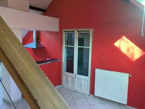 Appartement au 2eme étage – environnement calme et proche frontière