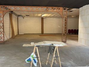 Entrepôt 224 m² CAUMONT SUR DURANCE