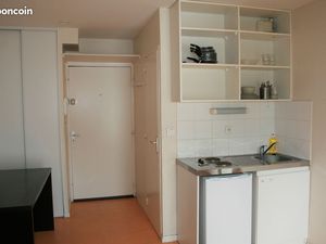 Studio non meublé à louer