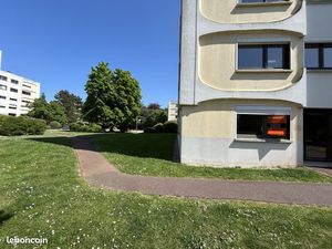 42 m² + pkg privé ss-terrain