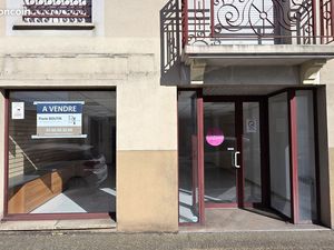 Local commercial 83 m² Carbon-Blanc