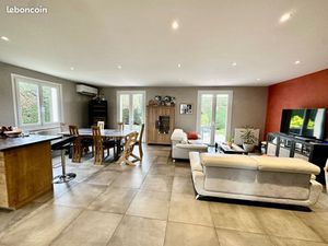 Maison de plain-pied 105 m² 4 pièces