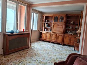 T3   64 m²  terrasse  jardin  garage