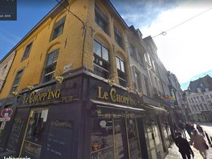 F3 cuisine équipée rue Royale 53 m2