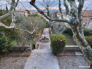 Maison 6 pièces avec piscine  en centre ville au calme