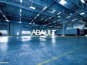 Local d'activité 2 880 m²