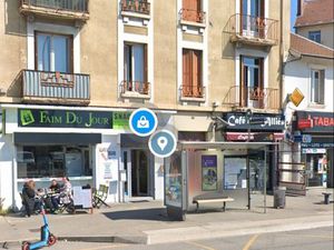 Mur local commercial 33m2 climatisé avec terrasse