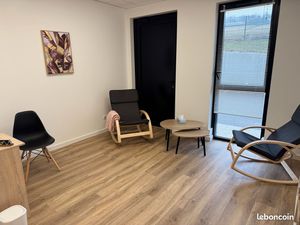 Location Bureau Local Poisy Pro 17m2