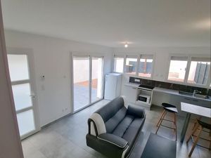 Petite Maison mitoyenne meublée