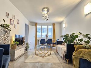 T4 cœur Gratte Ciel Façade neuve et appartement refait à neuf