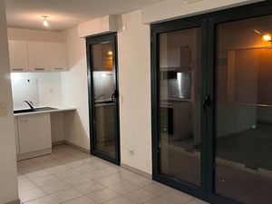 A louer proche centre TROYES Av.14Juillet