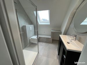 Maison individuelle proche Suisse – 4 chambres – Terrain piscinable