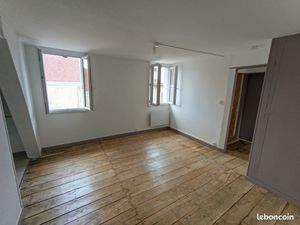 T2 avec balcon vue église - Centre-ville de Bergerac