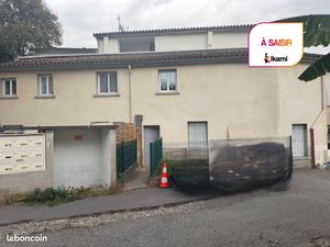 Immeuble 400 m² Pont-Évêque