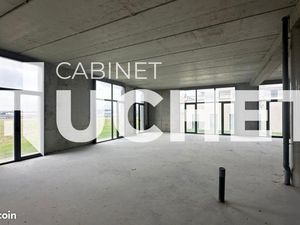 Local commercial 220 m²