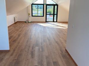 Local commercial bureau