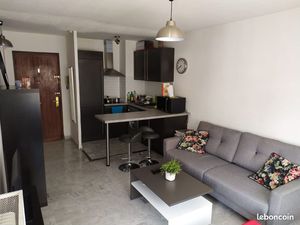 Joli F2 meublé climatisé à 350 m de la Promenade des Anglais – Nice Ouest