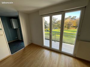 Location Joli T3 avec balcon Zola