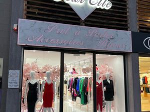 Boutique Prêt a Porter Féminin - Clé en main