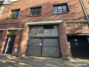 Place de Parking sécurisé