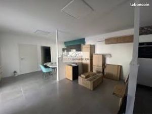 Local bureau a louer